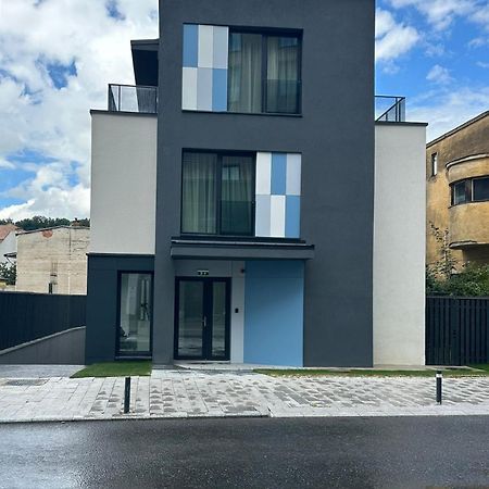 Syndicate Lodging Aparthotel Cluj Napoca Bagian luar foto